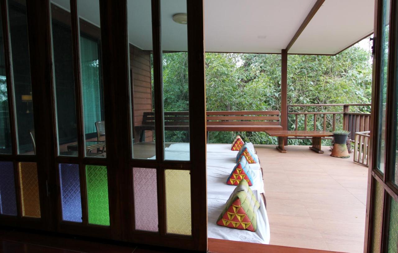 Baanbua Nonlen Hotel Udon Thani Exterior photo